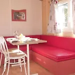 - Eebaeb 캠프장
