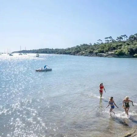 Campsite Camping 4 Etoiles - Eebaeh *
