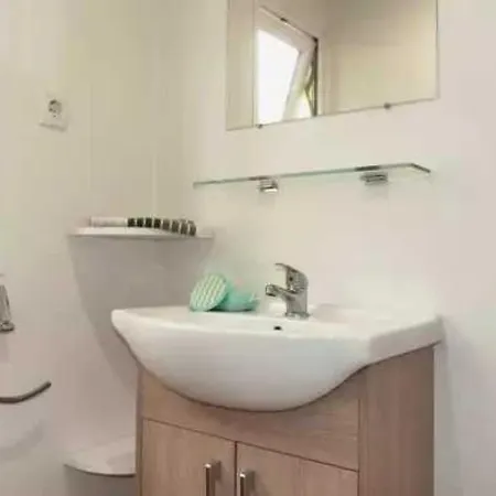 مكان تخييم 4 Etoiles - Eebaeh Hyères