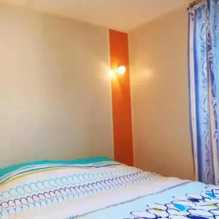 Camping Zecamping 3 Etoiles Pet Friendly Locatif Tv 24m2 4 Pers Hyères