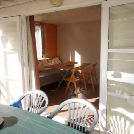 Zecamping 3 Etoiles Pet Friendly Locatif Tv 24m2 4 Pers 3*