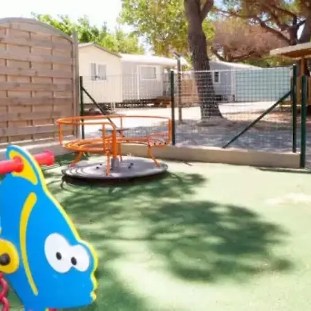 Zecamping 3 Etoiles Pet Friendly Locatif Tv 24m2 4 Pers Camping