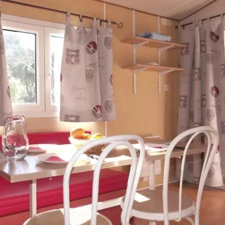 Camping Zecamping 3 Etoiles Pet Friendly Locatif Tv 24m2 4 Pers 3*