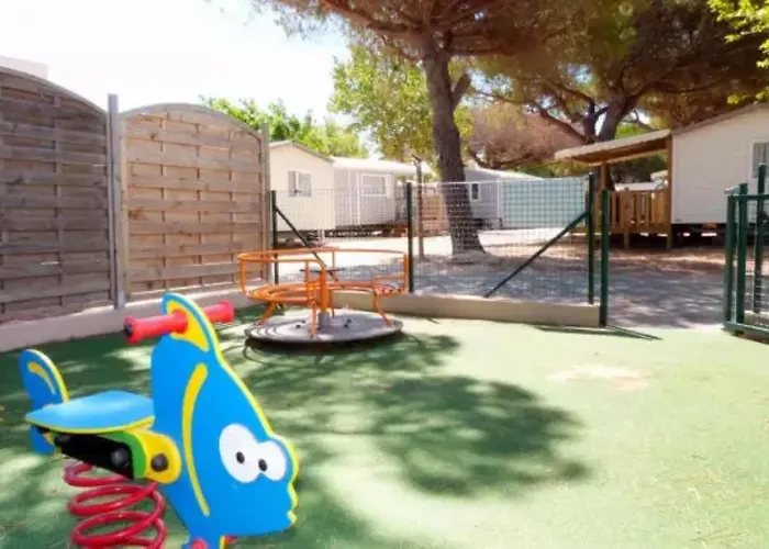 Campeggio - Eebaeb *