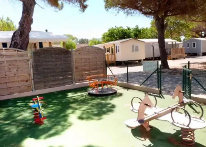 - Eebaeb Campeggio *