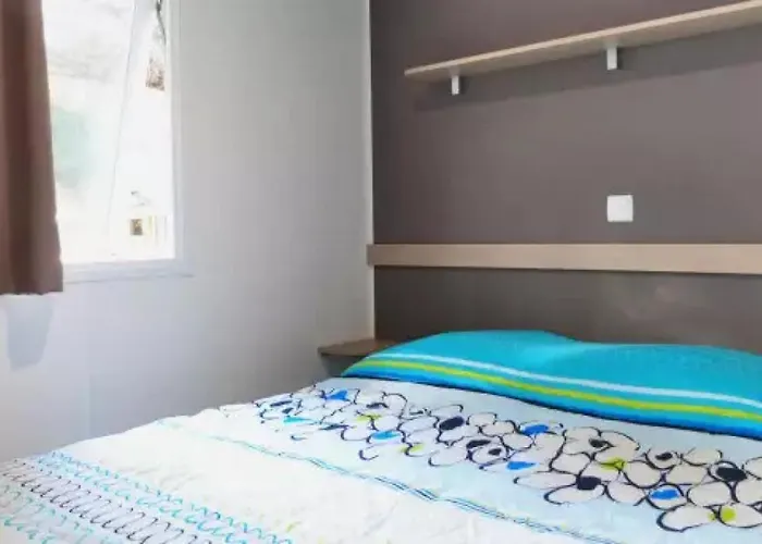 Campeggio - Eebaeb *