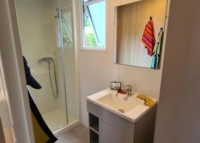 - Eebaeb Campeggio *