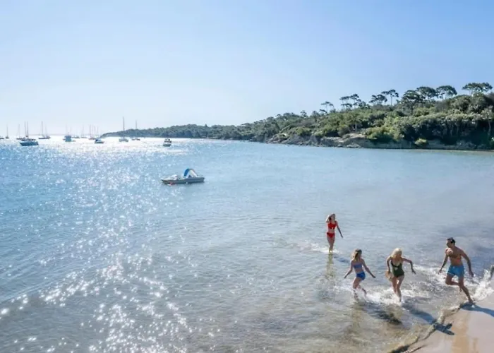 - Eebaeb Campeggio *