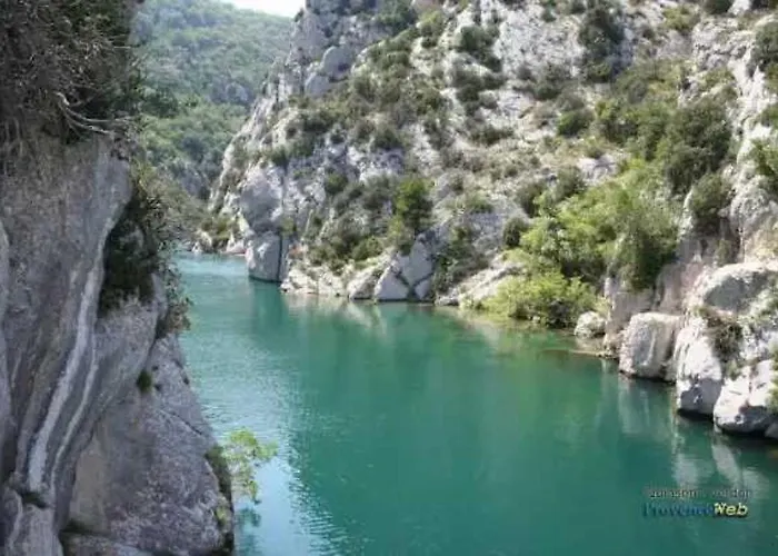 Campeggio - Eebaeb Hyères