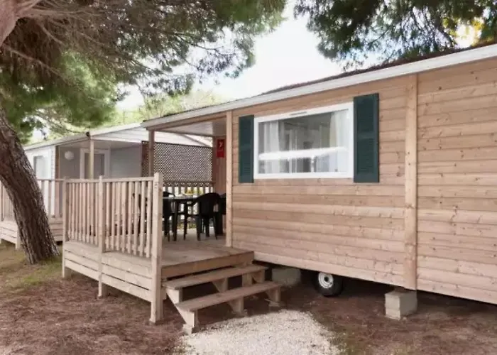 Campeggio - Eebaeb Hyères